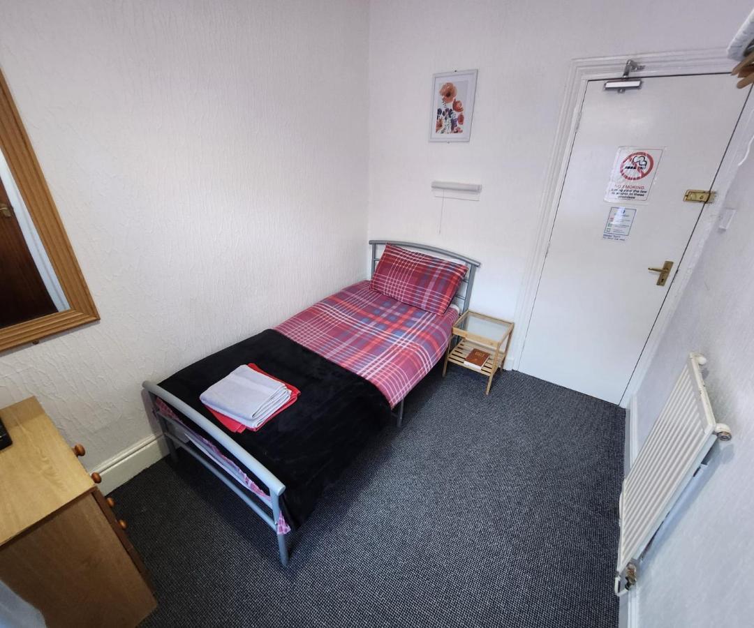 The Moorfield Hotell Blackpool Exteriör bild